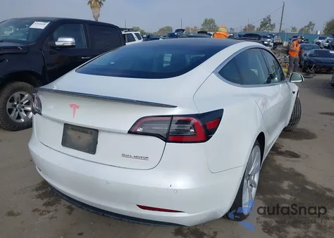 2019 Tesla Model 3 Long Range/Performance z USA, uszkodzony, nr VIN 5YJ3E1EB0KF422014